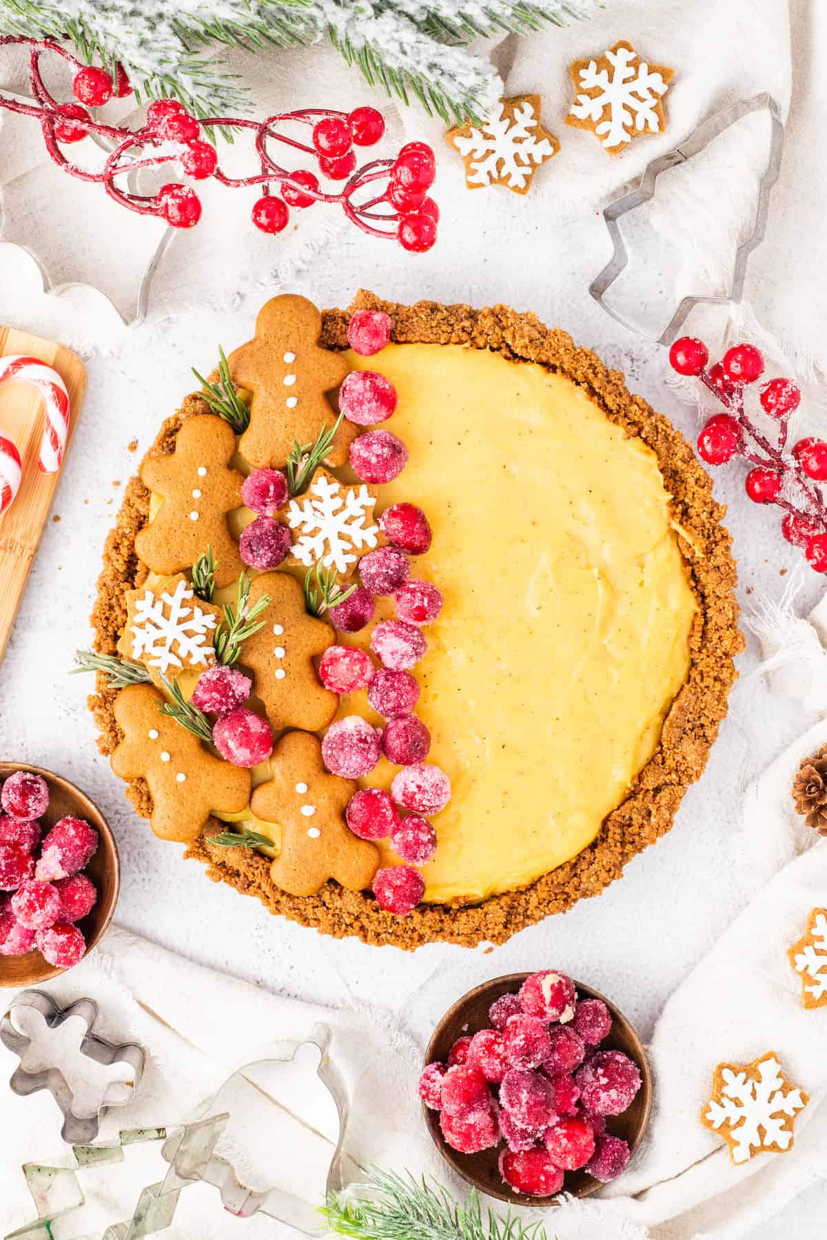 Gingerbread pie with cranberries.